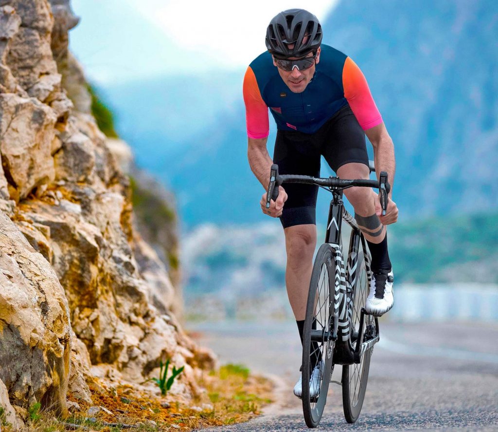 Do You Suffer From Hip Pain When Cycling? How Can You Combat It & What Are The Likely Causes?